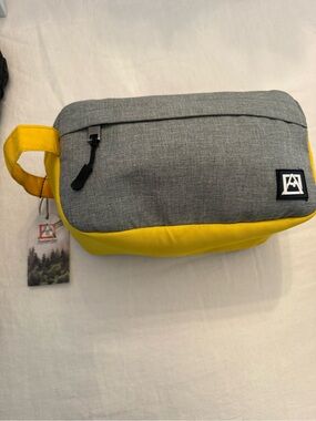 Avalanche Grey and Yellow Men's Toiletry Bag